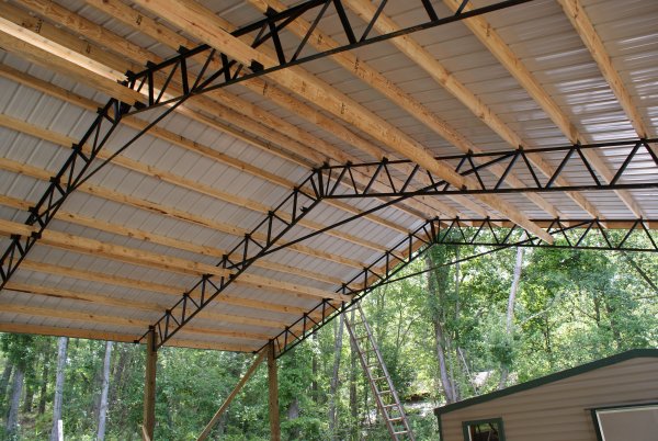 rafter spacing for pole barn metal roof